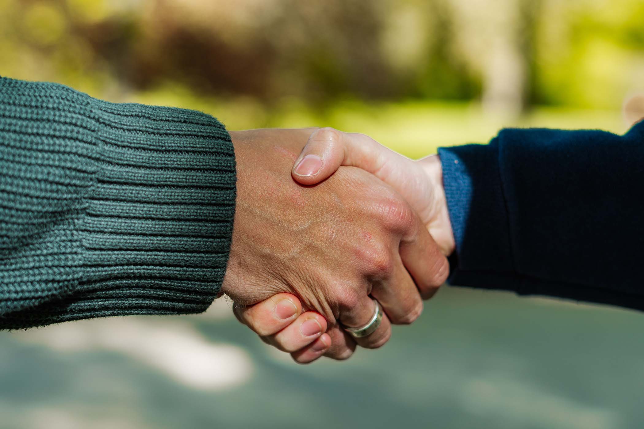 Mindset Coach Kenneth Rügen Potsdam Brandenburg Händeschütteln